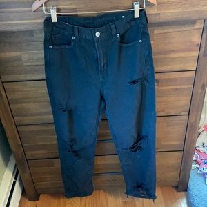 American Eagle size 4 high rise mom jean